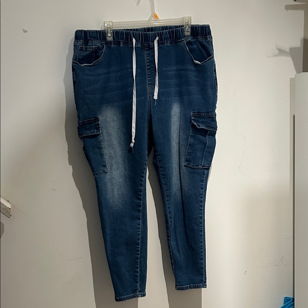 ⭐️ 4/$20 Blue Jeans with Drawstring/Strechy Waist